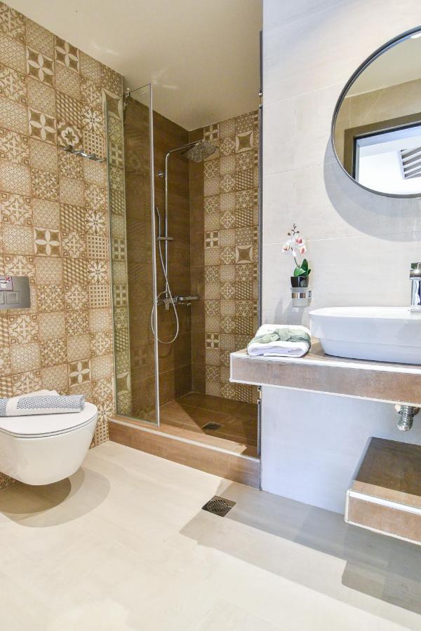 On Board Luxury Studios Sarti Dış mekan fotoğraf