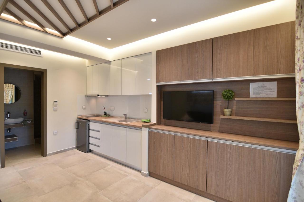 On Board Luxury Studios Sarti Dış mekan fotoğraf