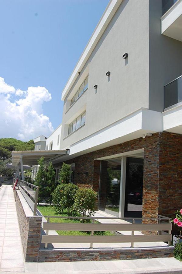 On Board Luxury Studios Sarti Dış mekan fotoğraf